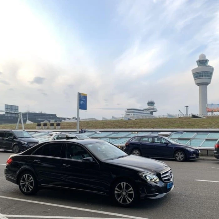 Biggleswade Taxi Service - Country Cars